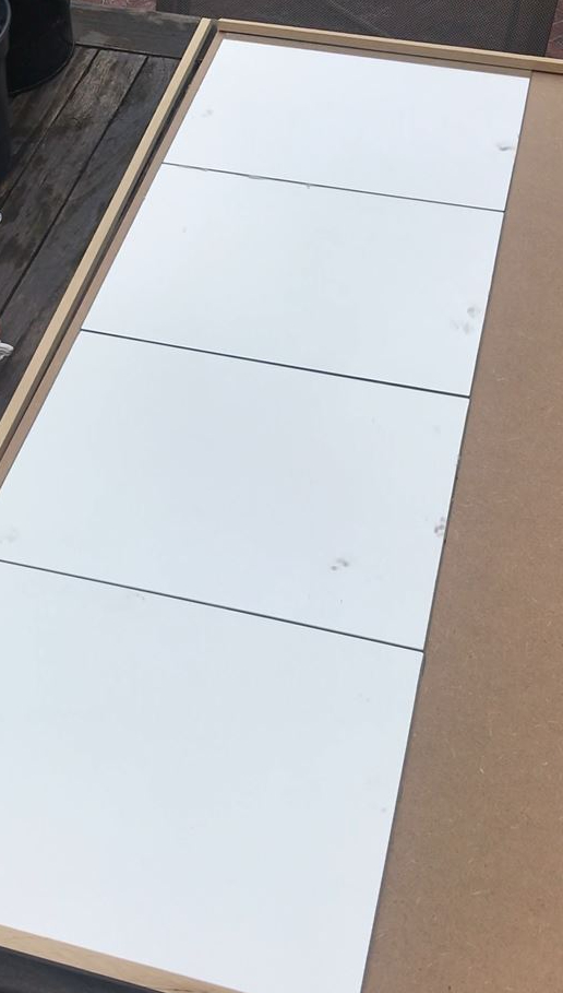 Ikea hack ikea DIY industriele spiegel zwarte spiegel spiegels vastlijmen