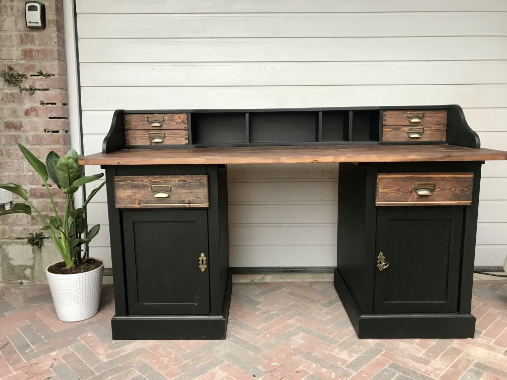 Bureau ideeën voor een industriële inrichting van je home office