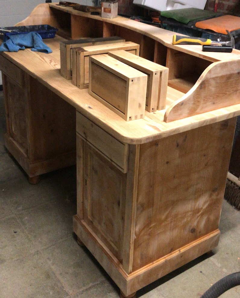 Bureau ideeën voor een industriële inrichting van je home office