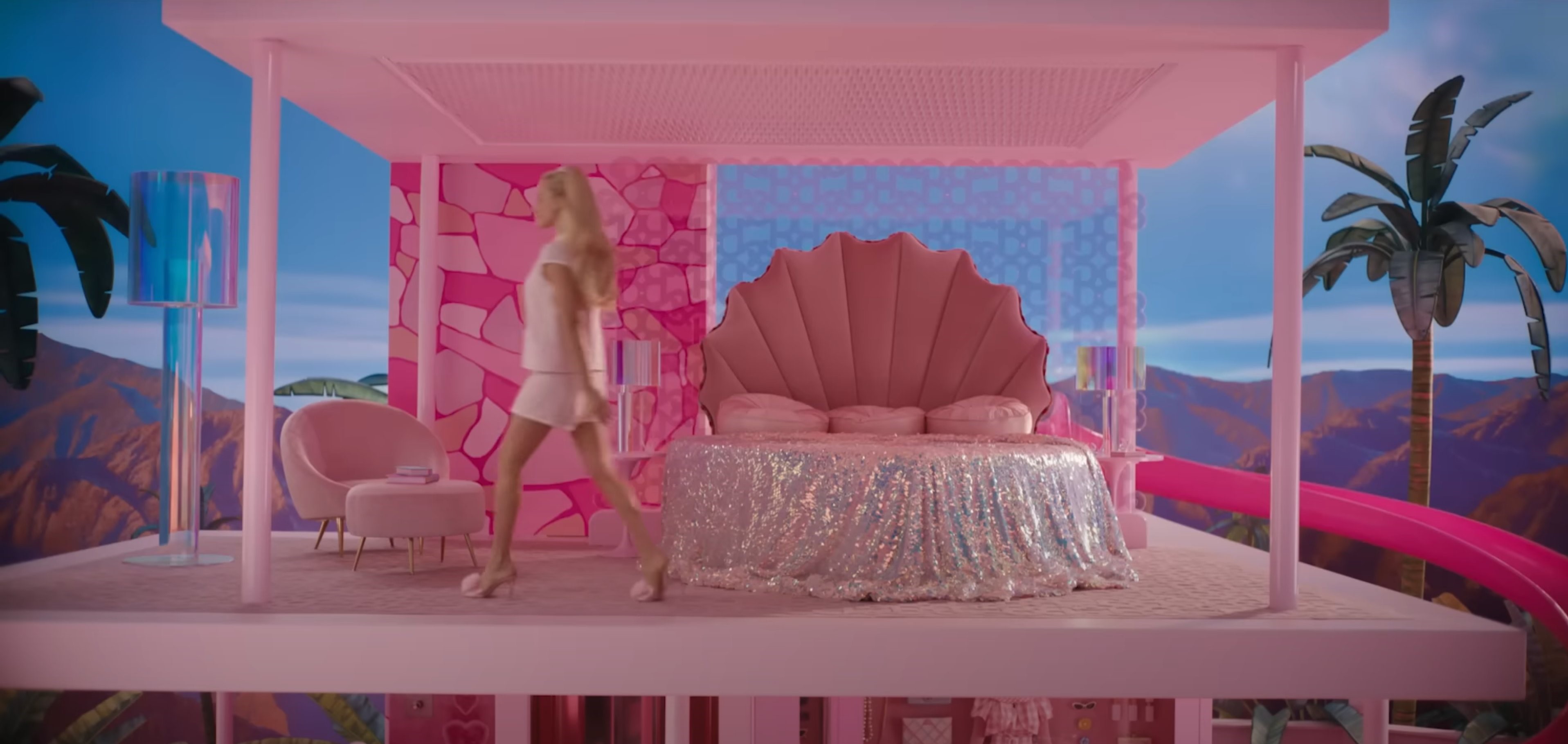 Barbiecore barbie movie barbie dreamhouse barbie bed roze bed roos barbieroos barbiebed