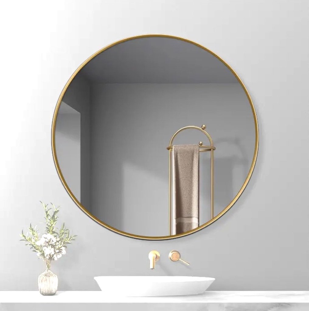 Badkamer inspiratie, ideeen, badkamer decor, badkamer inrichting, landleijke badkamer, goude ronde spiegel