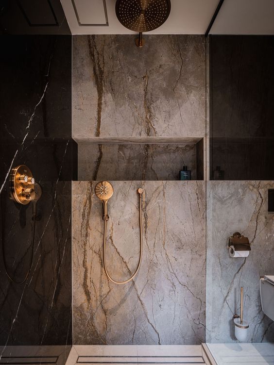 Badkamer inspiratie, ideeen, badkamer decor, badkamer inrichting, landleijke badkamer, tegel inspiratie marmer 2