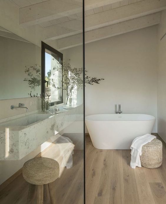 Badkamer inspiratie, ideeen, badkamer decor, badkamer inrichting, landleijke badkamer, tegel inspiratie rr