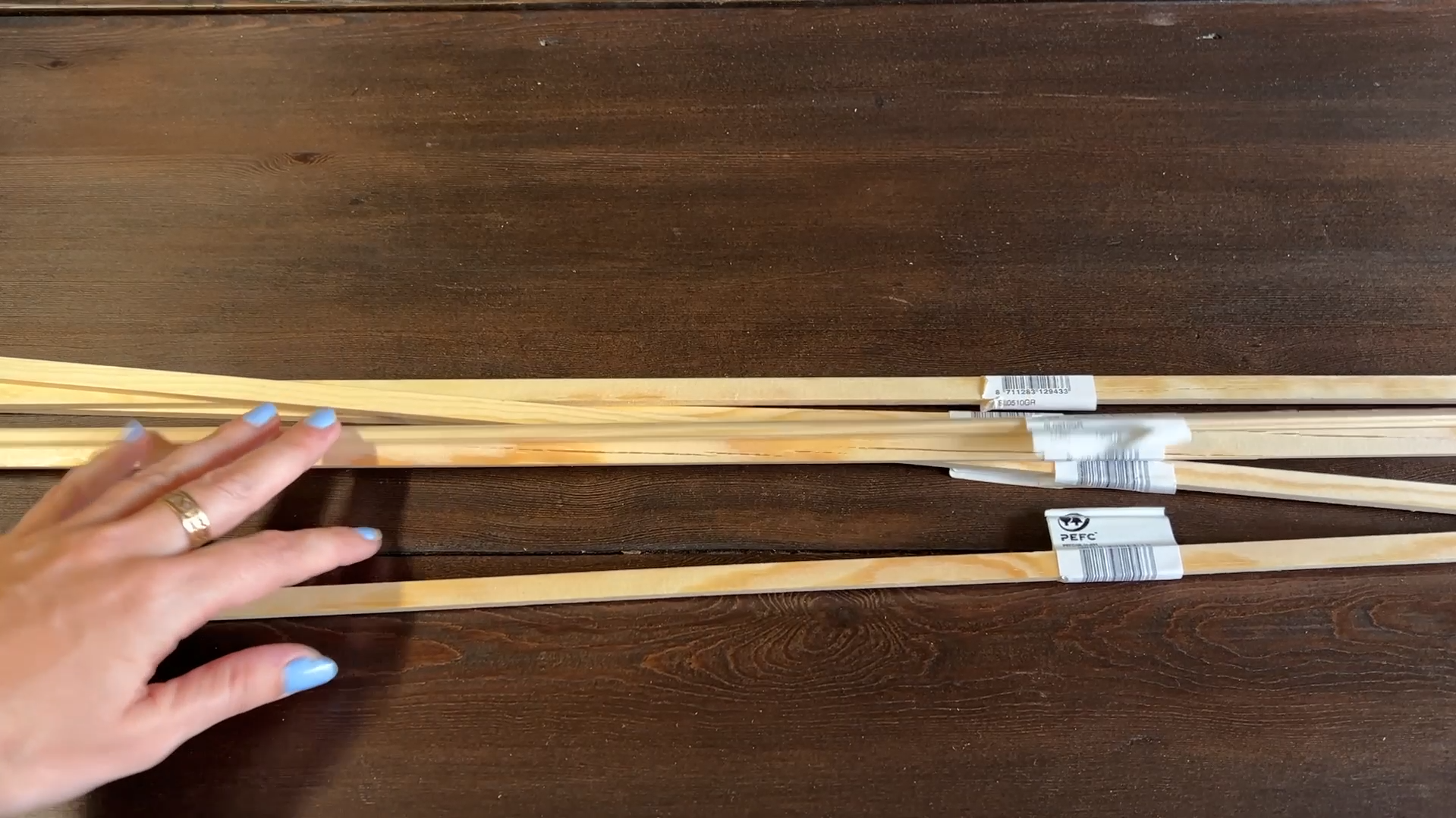 Vintage Vitrinekast Make-over Van tweedehands naar unieke vintage barkast (40)