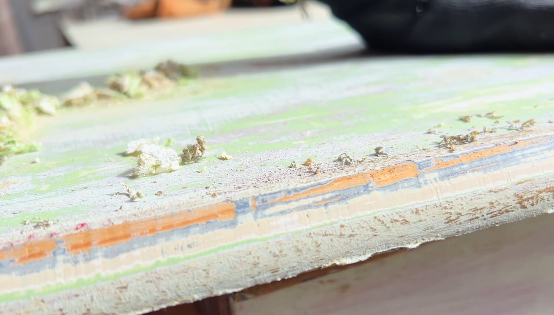 De Meeste Oude Verf die ik OOIT heb Verwijderd tijdens een Vintage Buffetkast Restauratie! – Stap voor Stap - Gids, oude verf strippen, verf schraper, buffetkast opknappen