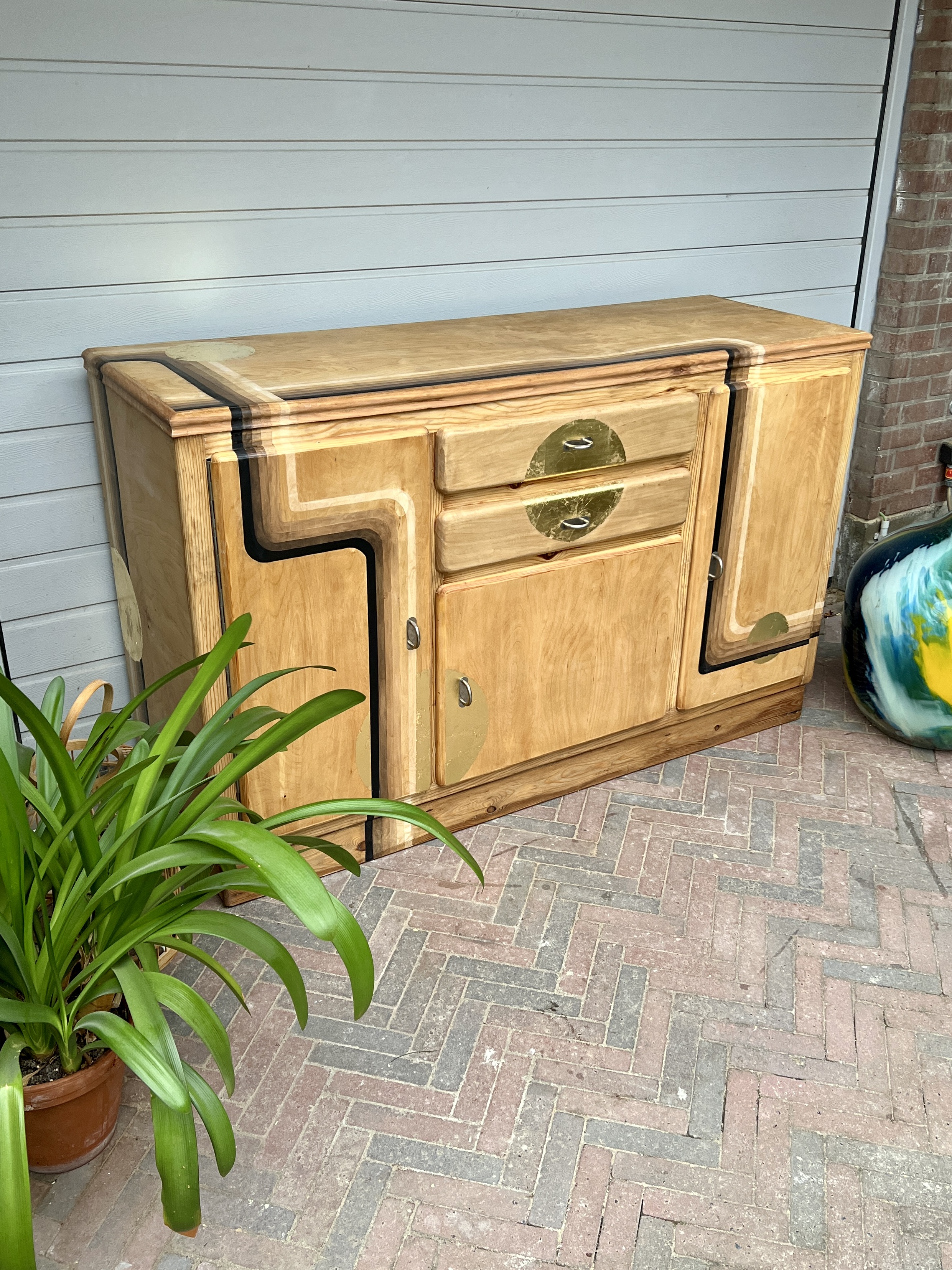 De Meeste Oude Verf die ik OOIT heb Verwijderd tijdens een Vintage Buffetkast Restauratie! – Stap voor Stap - Gids, oude verf strippen, verf schraper, buffetkast opknappen