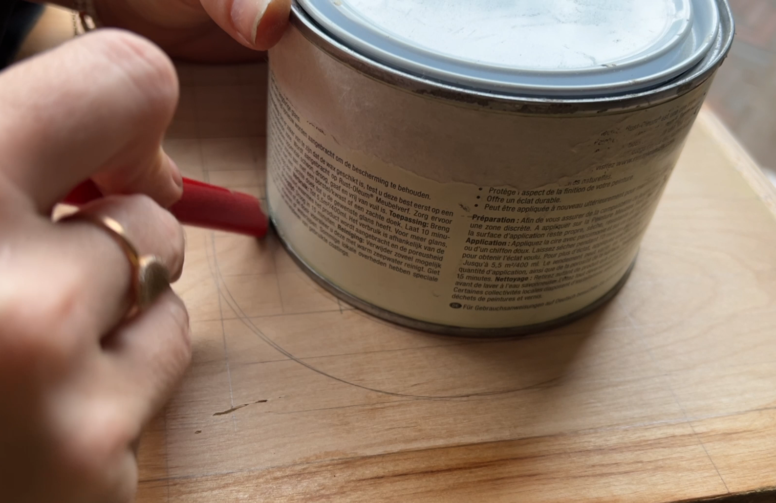 De Meeste Oude Verf die ik OOIT heb Verwijderd tijdens een Vintage Buffetkast Restauratie! – Stap voor Stap - Gids, oude verf strippen, verf schraper, buffetkast opknappen (77).png