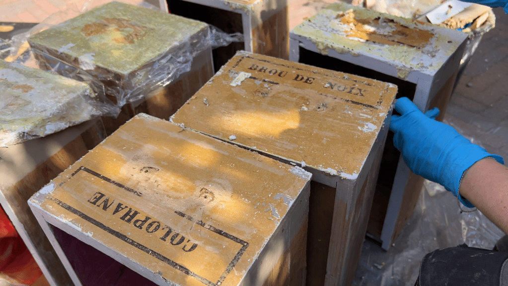 Antiek restauratie restauratie antieke meubels antieke meubels restaureren antieke apothekerskast resaureren meubels opknappen (110)