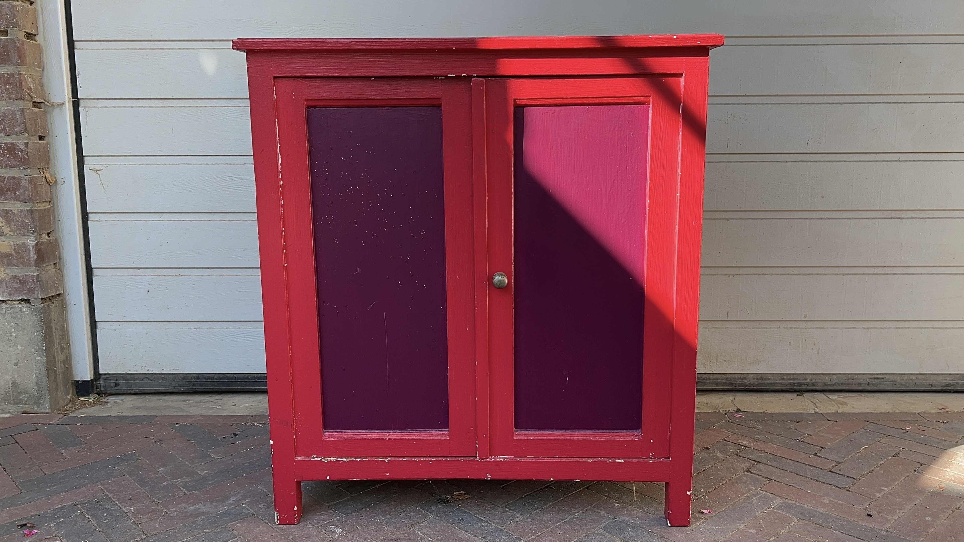 vintage antiek kastje opknappen restaureren verf strippen