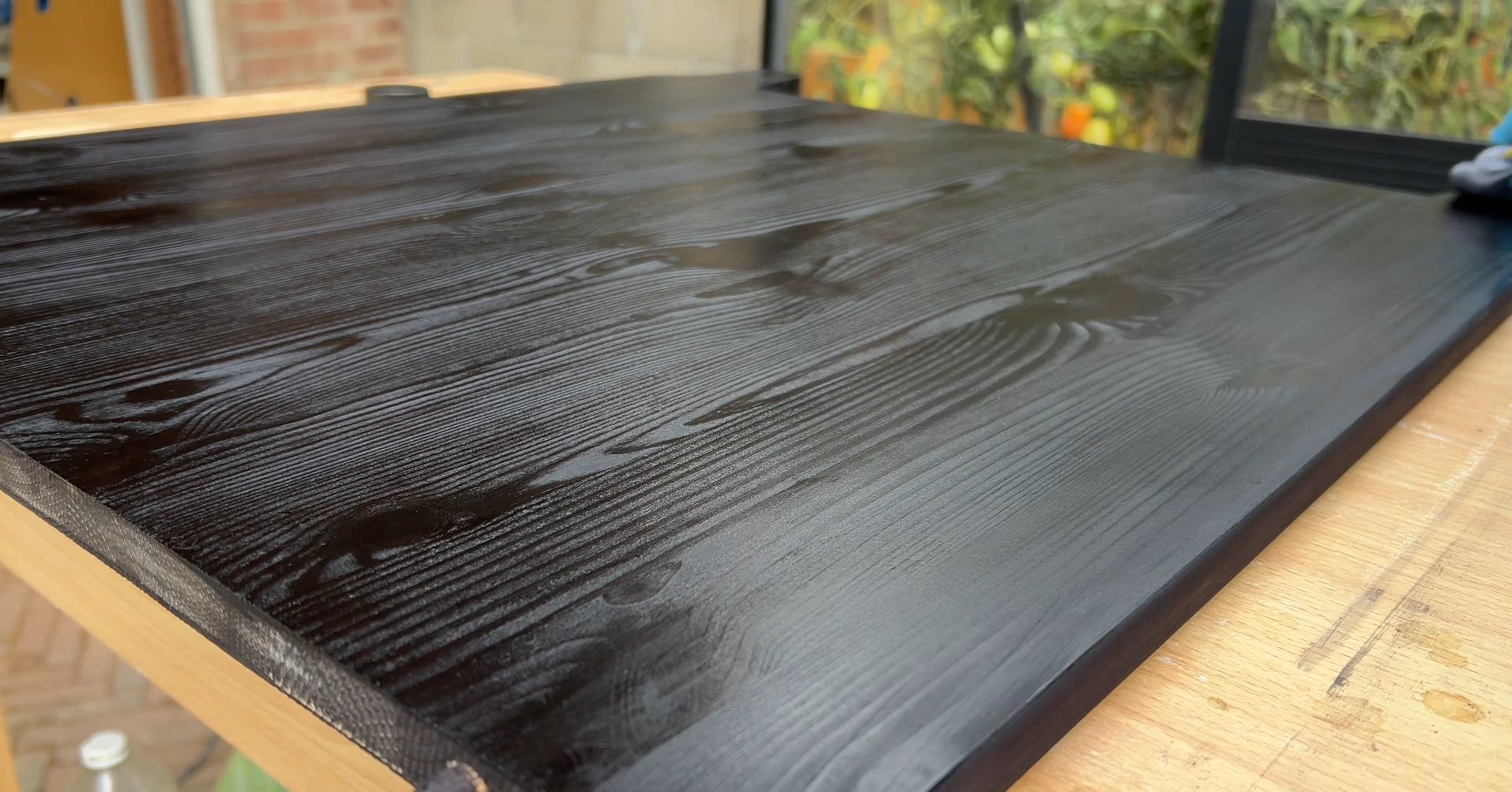 ikea-kast-makeover-glas-in-lood-stained-glass-art-transformatie-DIY-VIntage-meubels-restylen-IKEA-kast-upcycling-refurbishing