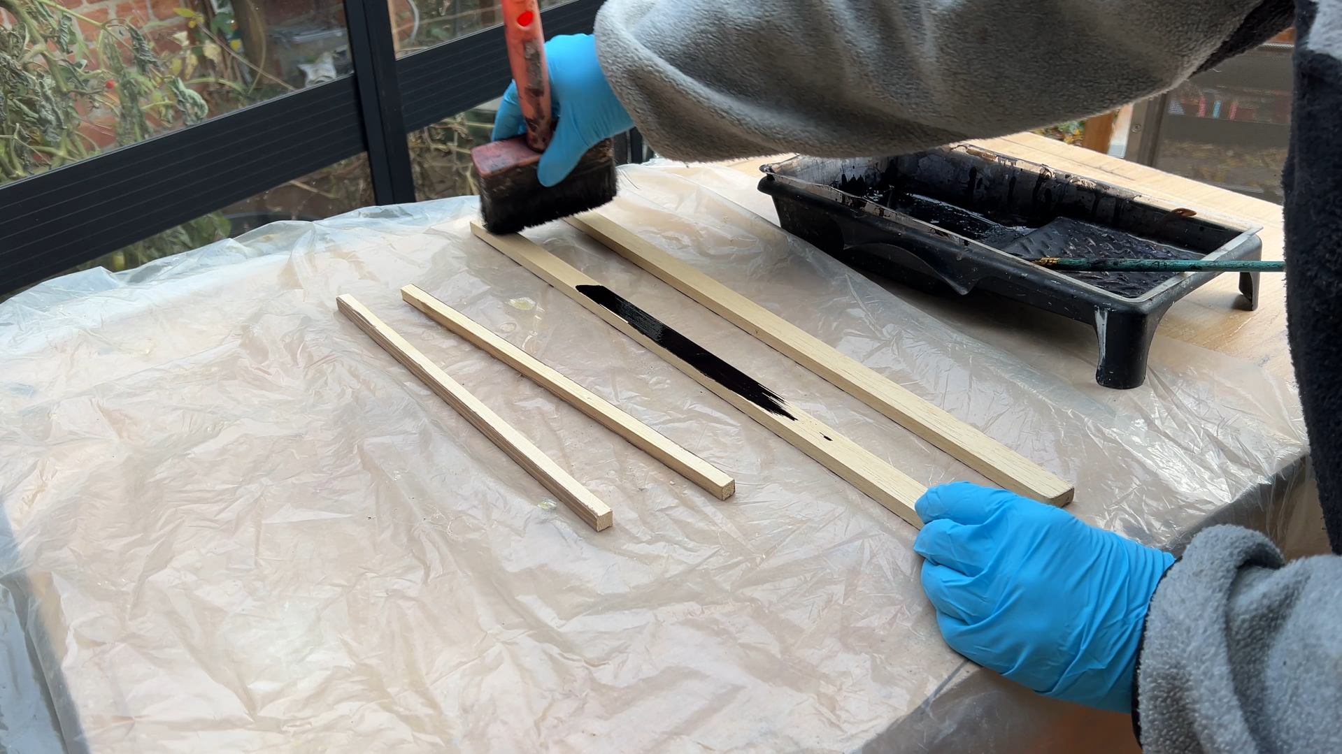 ikea-kast-makeover-glas-in-lood-stained-glass-art-transformatie-DIY-VIntage-meubels-restylen-IKEA-kast-upcycling-refurbishing