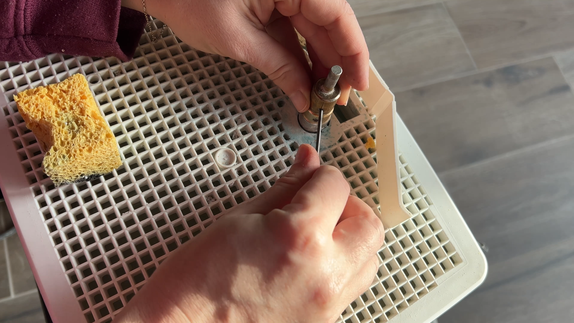 ikea-kast-makeover-glas-in-lood-stained-glass-art-transformatie-DIY-VIntage-meubels-restylen-IKEA-kast-upcycling-refurbishing