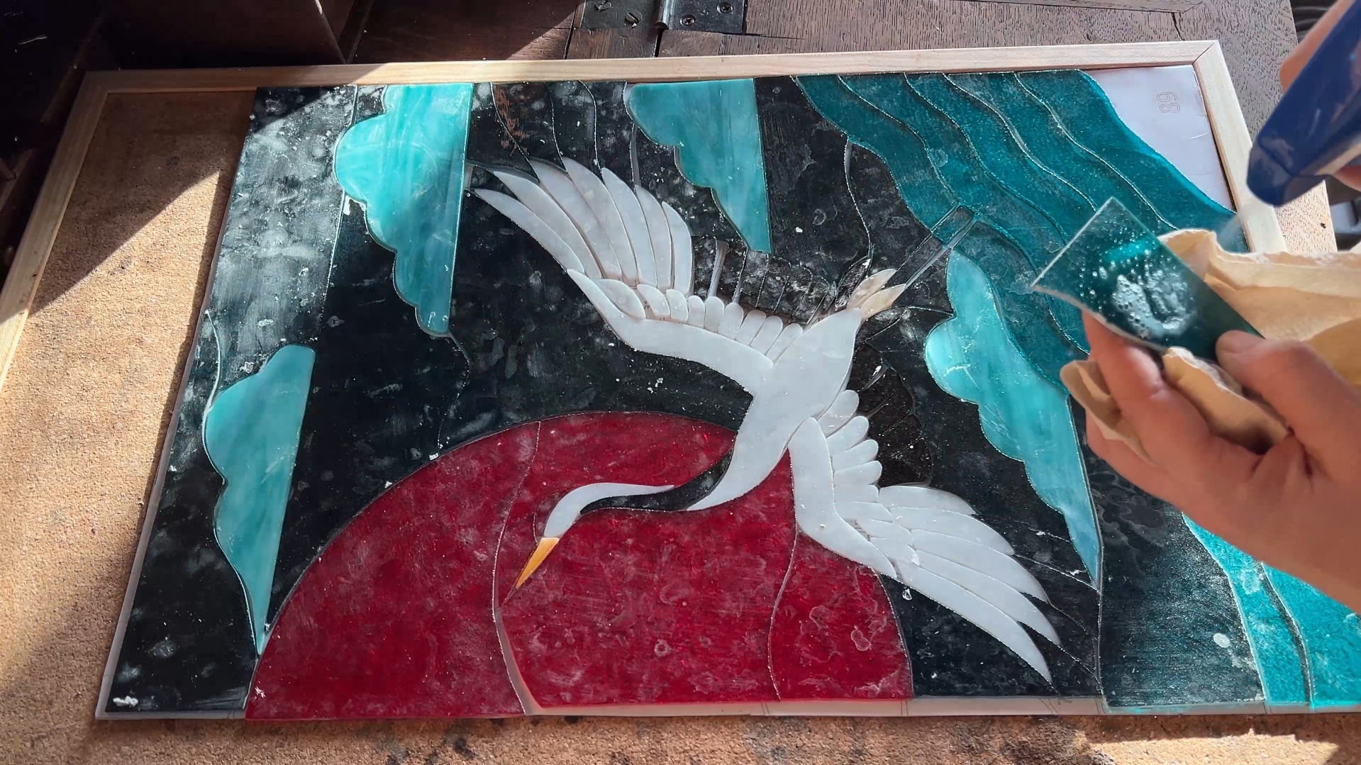 ikea-kast-makeover-glas-in-lood-stained-glass-art-transformatie-DIY-VIntage-meubels-restylen-IKEA-kast-upcycling-refurbishing