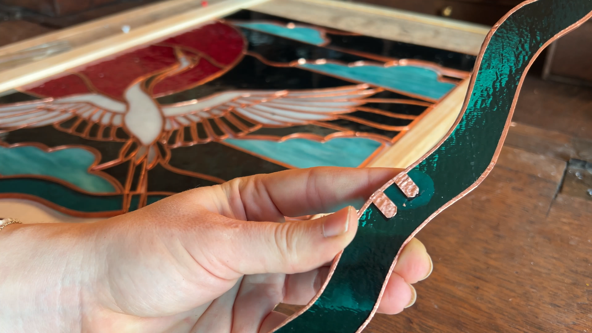 ikea-kast-makeover-glas-in-lood-stained-glass-art-transformatie-DIY-VIntage-meubels-restylen-IKEA-kast-upcycling-refurbishing