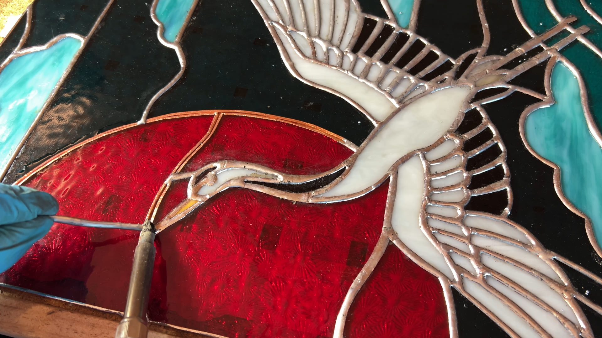 ikea-kast-makeover-glas-in-lood-stained-glass-art-transformatie-DIY-VIntage-meubels-restylen-IKEA-kast-upcycling-refurbishing